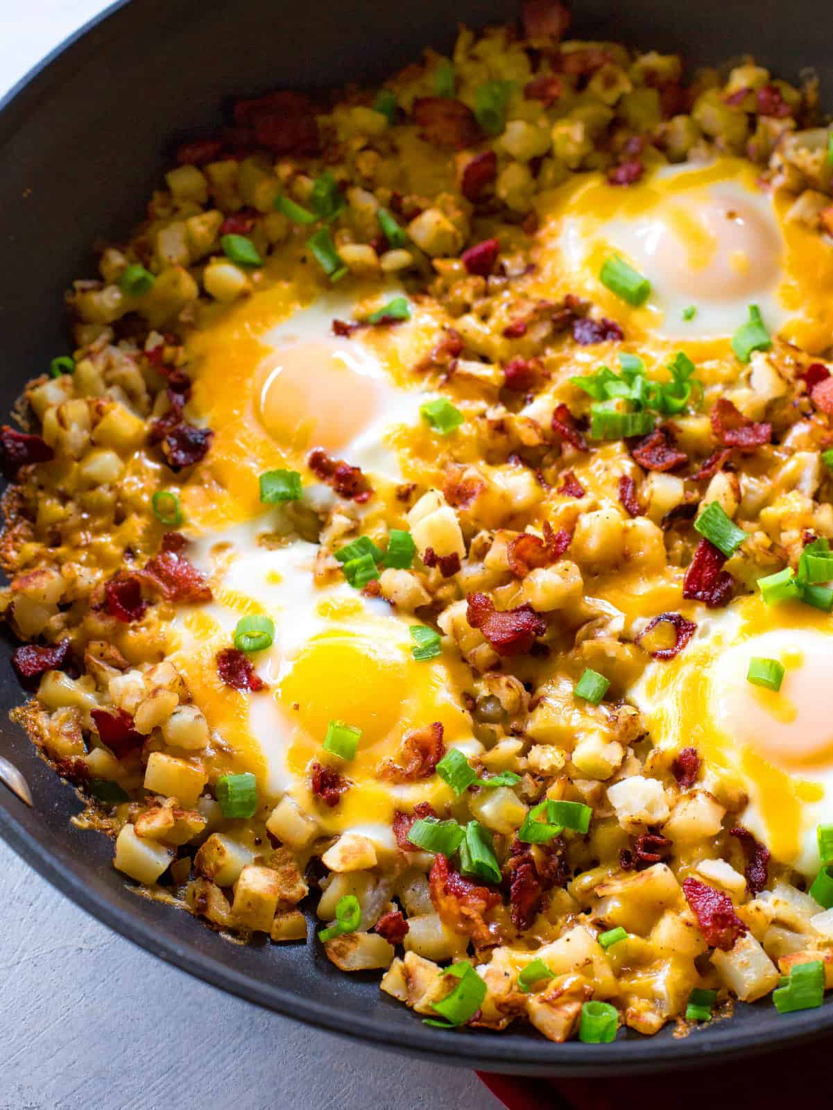 bacon egg potato breakfast skillet - Bacon, Egg, and Potato Breakfast Skillet