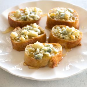 fb image - Gorgonzola and Honey Bruschetta