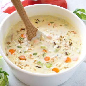 Creamy Chicken and Wild Rice Soup - nothing beats warm soup on a cold day. the-girl-who-ate-everything.com