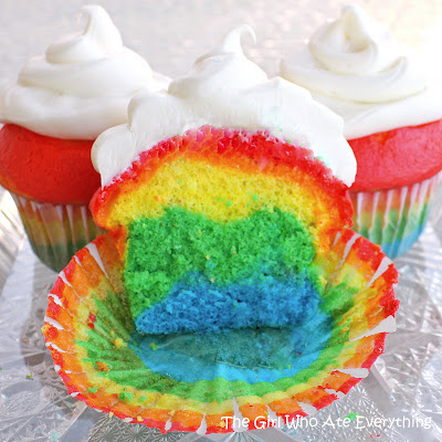 Rainbow Cupcakes - Easy and the kids love them! the-girl-who-ate-everything.com