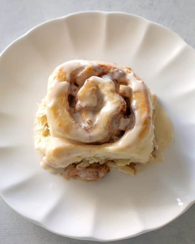 apple cider cinnamon rolls - Apple Cider Cinnamon Rolls