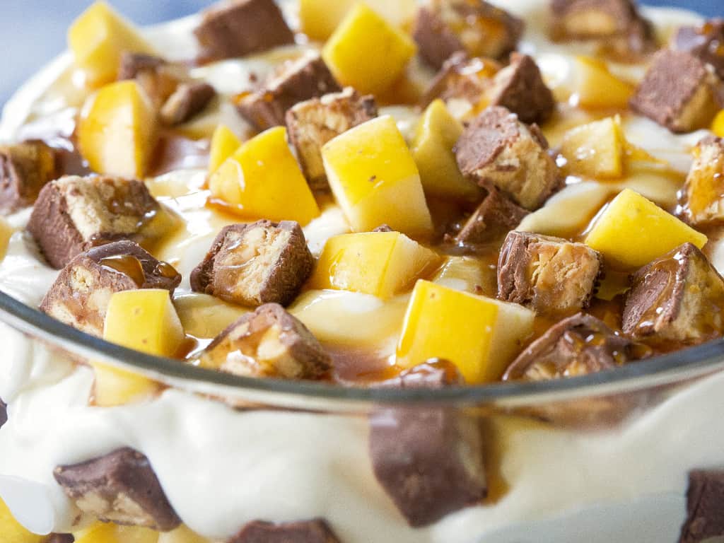 snickers apple salad - Snickers Apple Salad