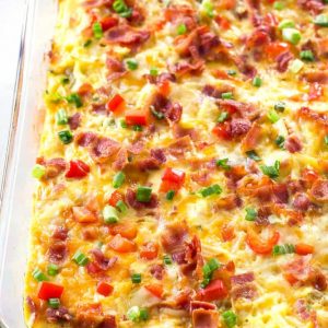 confetti bacon hashbrown breakfast casserole - Confetti Bacon Hashbrown Casserole