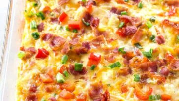 confetti bacon hashbrown breakfast casserole - Confetti Bacon Hashbrown Casserole