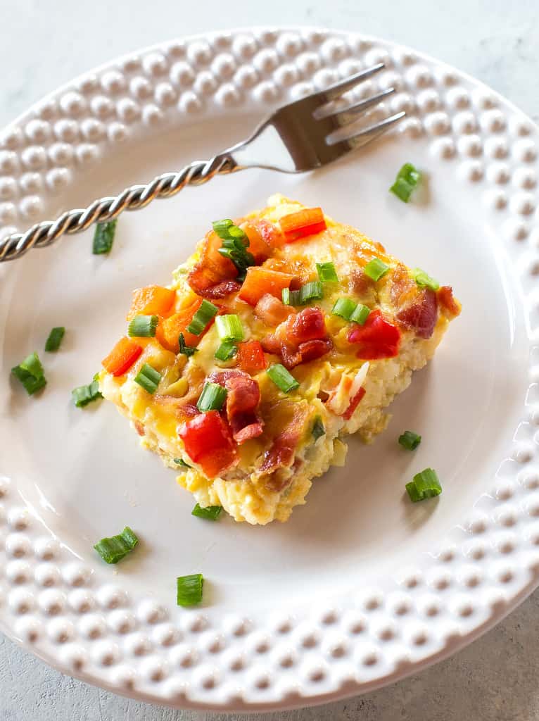 confetti bacon hashbrown breakfast casserole - Confetti Bacon Hashbrown Casserole