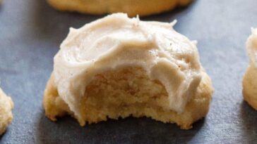 eggnog cookies - Soft Eggnog Cookies