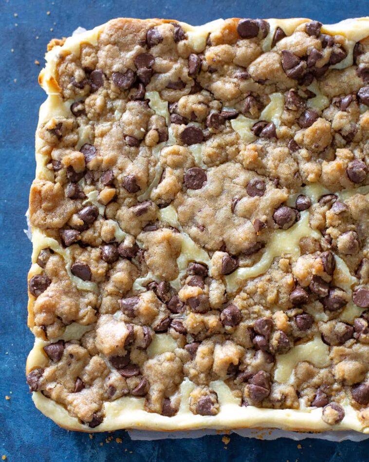 chocolate chip cbeesecake bars - Chocolate Chip Cookie Dough Cheesecake Bars