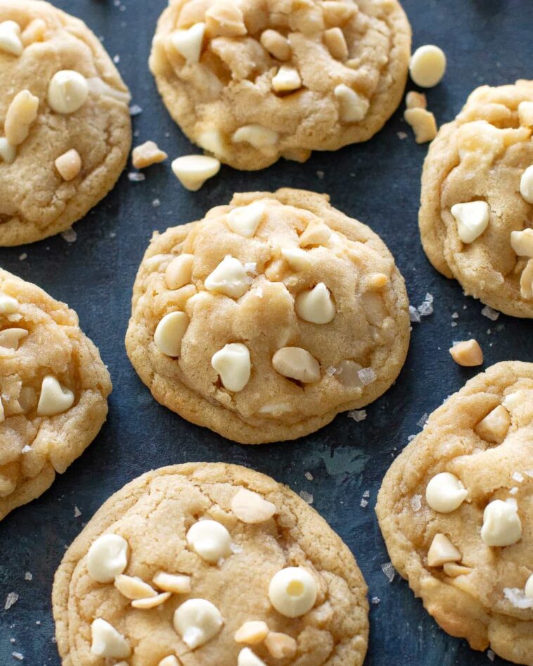 macadamia nut white chocolate cookies - White Chocolate Macadamia Nut Cookies