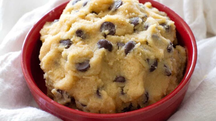 keto cookie dough - Peanut Butter Chocolate Chip Keto Cookie Dough