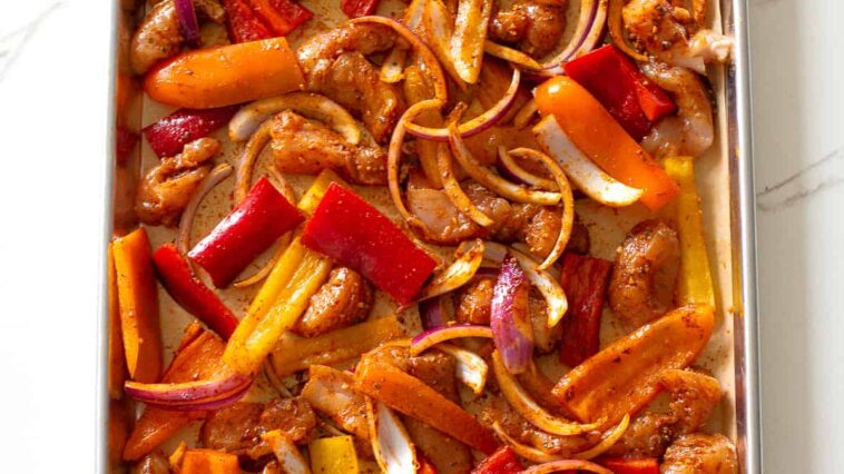 sheet pan chicken fajitas - Sheet Pan Chicken Fajitas