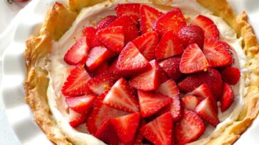 strawberry cream puff cake - Strawberry Cream Puff Cake