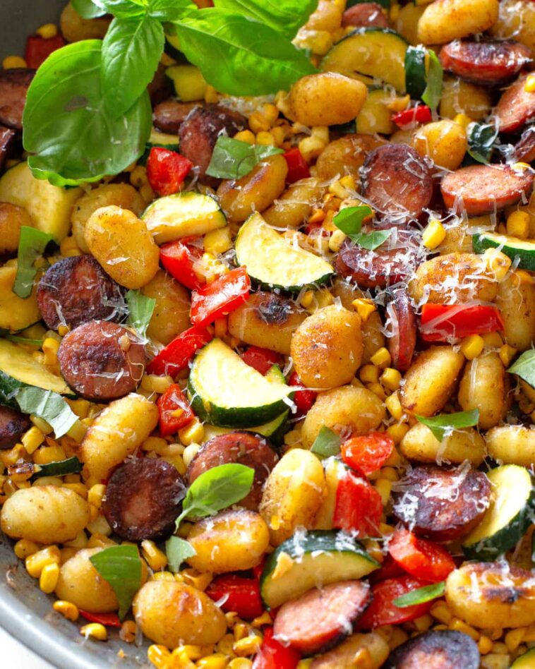 One pan sausage gnocchi veggies - One-Pan Sausage Gnocchi and Veggies