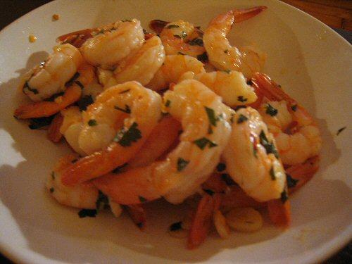 Keto-Friendly Garlic Shrimp Skillet: Under 10g Net Carbs per Serving!