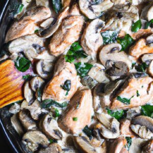 Keto Comfort in One Pan: Creamy Garlic Parmesan Chicken with Mushrooms and Spinach

If you’ve ever craved something warm, indulgent, and comforting, but still want to stay true to a keto lifestyle, this dish is for you. It’s a one-pan miracle: juicy chick